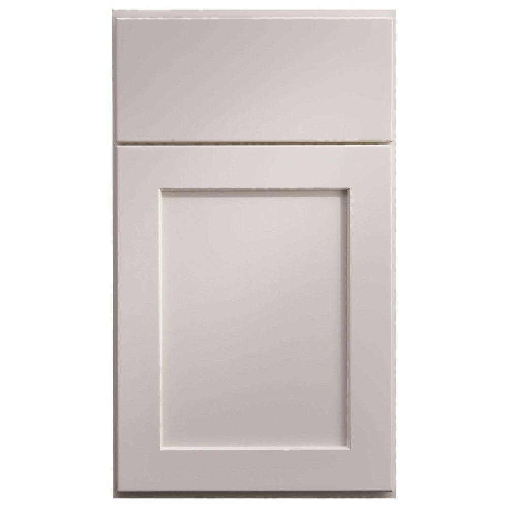 Crystal Danbury cabinet door in Frosty White on PGM — photographed by Crystal