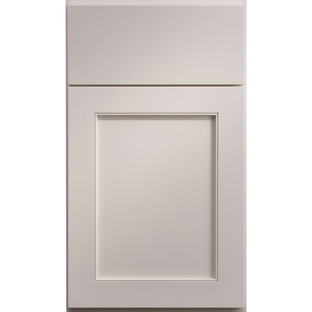 Crystal Hampshire cabinet door in Linen