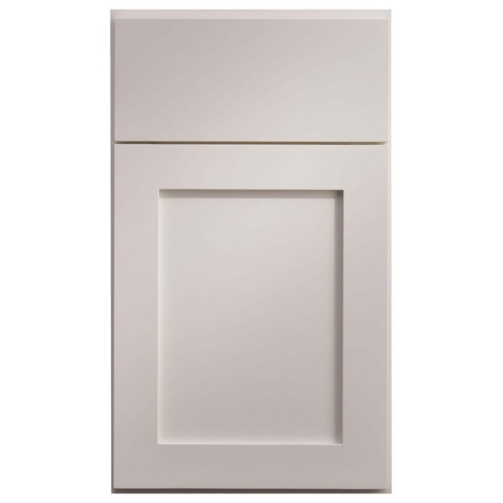 Crystal Regent cabinet door in Frosty White on PGM — photographed by Crystal