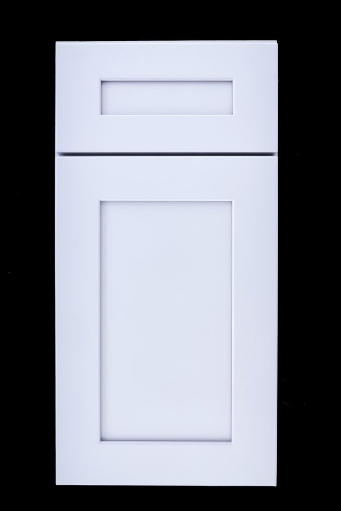 FGM Mercury White cabinet door in White