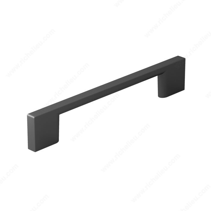 Richelieu Modern Metal Pull 8160 in Matte Black — product photo