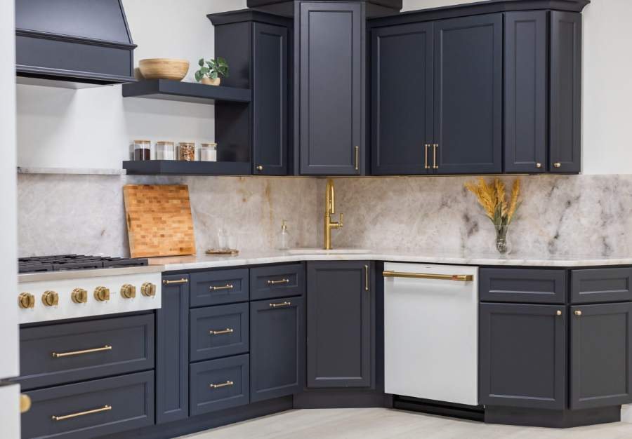 J&K E2 Charcoal kitchen — manufacturer photo