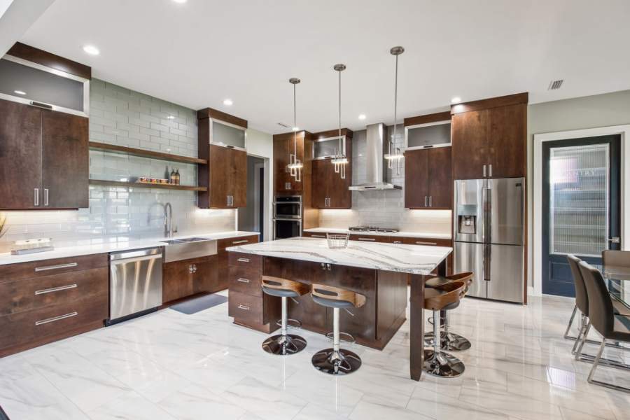 Eudora maple Metro door in Pecan — Kith Kitchens photo
