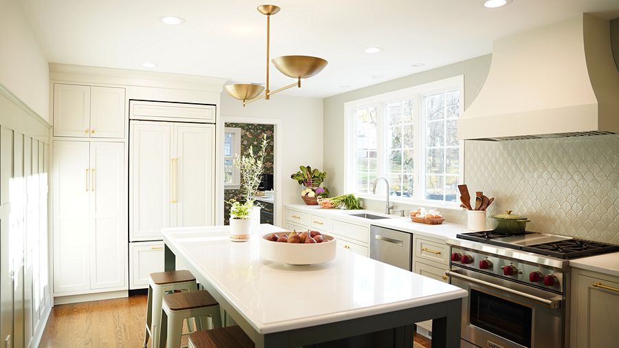 Project 32: Cream inset kitchen with a green furniture island, plus an oak bath