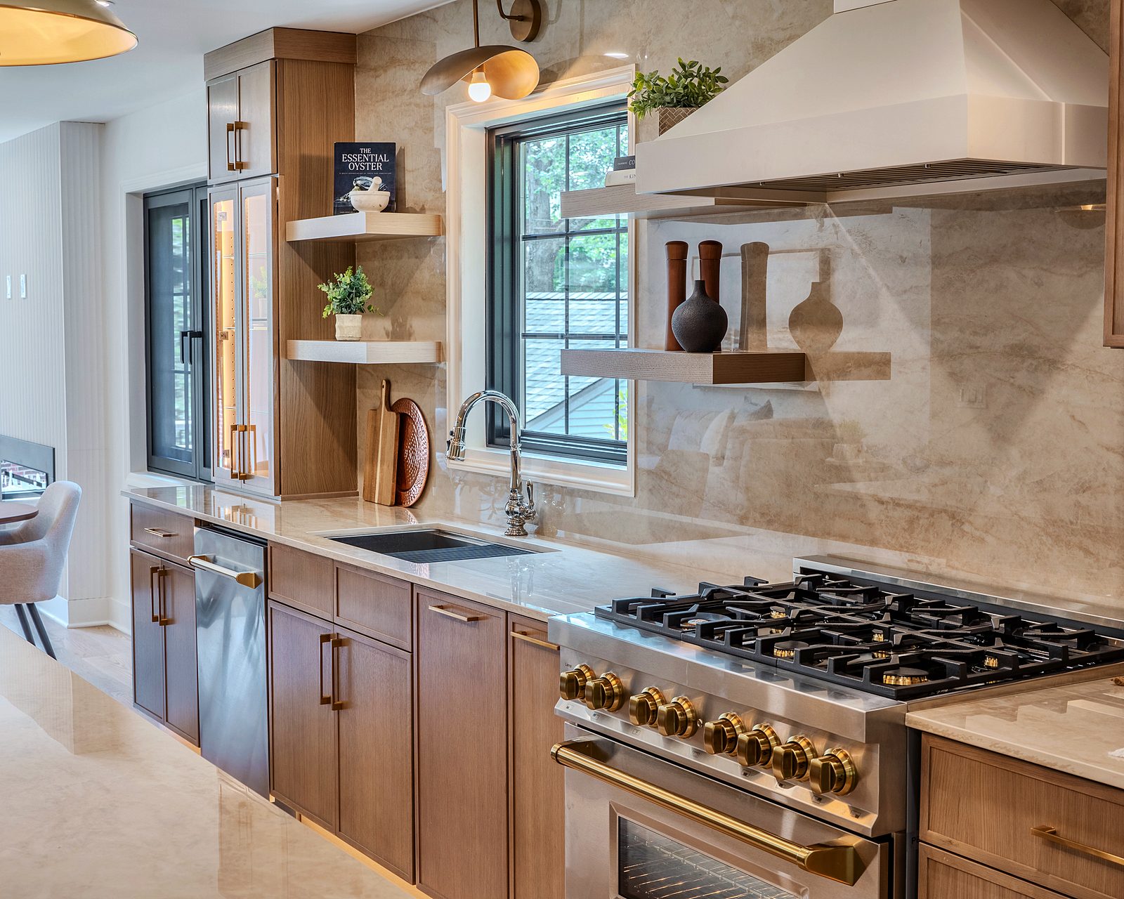 Full-height quartzite slab backsplash