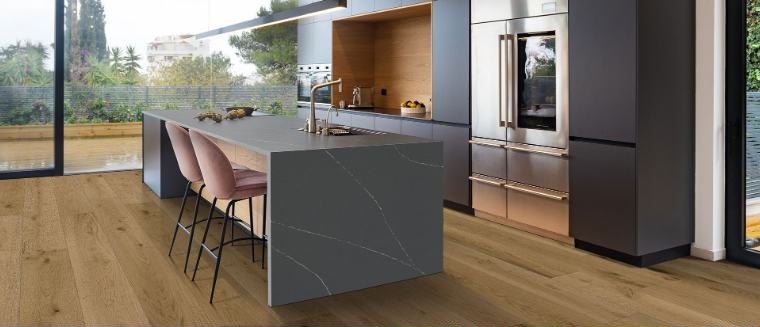 MSI Soapstone Metropolis installed